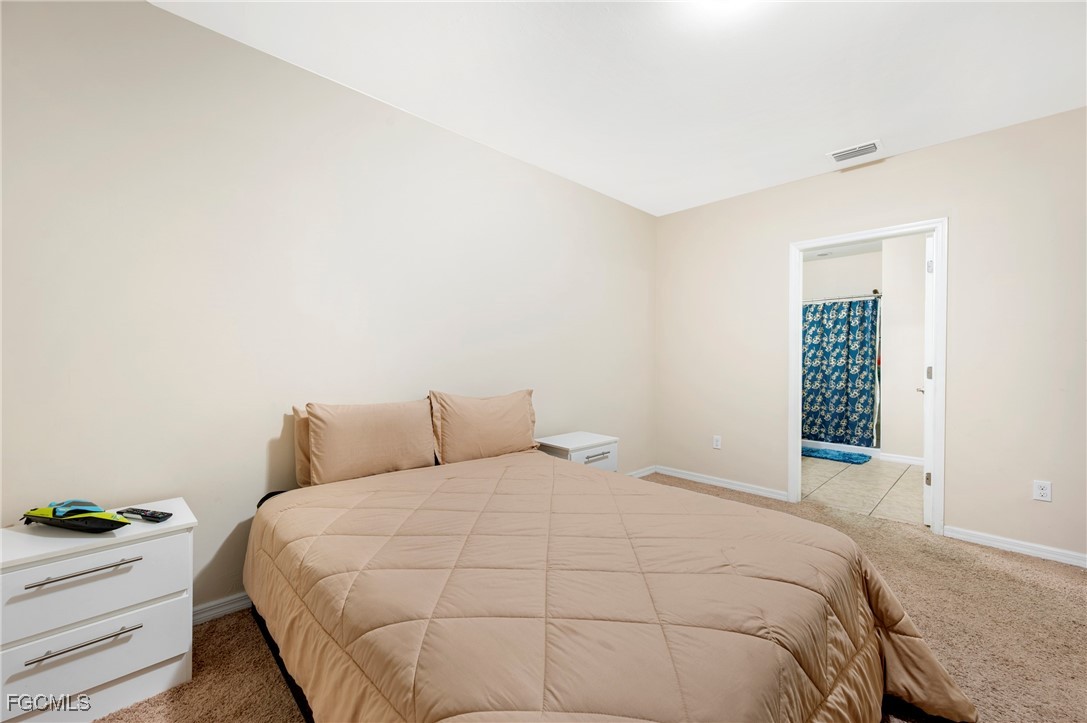 4 Bed SingleFamilyResidence for Sale in Cape Coral, photo 17
