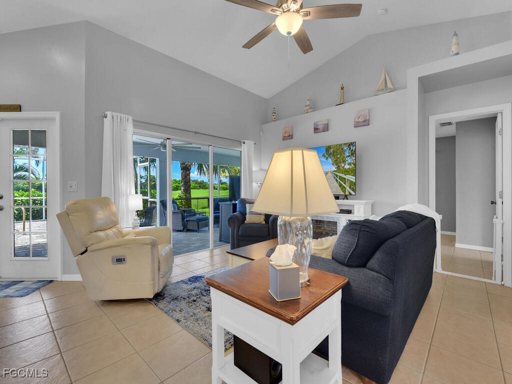 3 Bed Pool Home for Sale in Cape Coral, photo 17