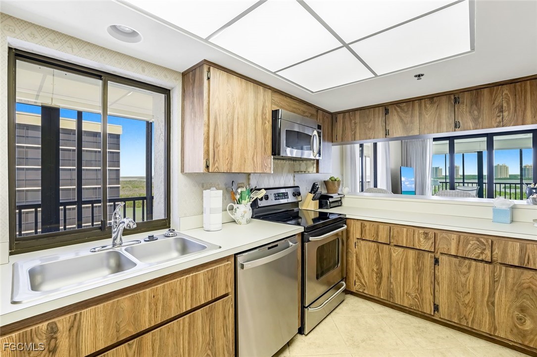 2 Bed Pool Home for Sale in Bonita Springs, photo 17