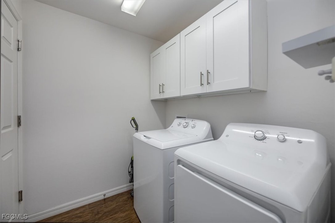 3 Bed SingleFamilyResidence for Sale in Cape Coral, photo 17