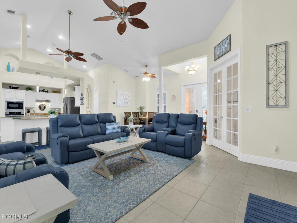 3 Bed Pool Home for Sale in Cape Coral, photo 17