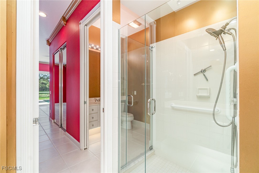 4 Bed Pool Home for Sale in Island Walk, photo 17