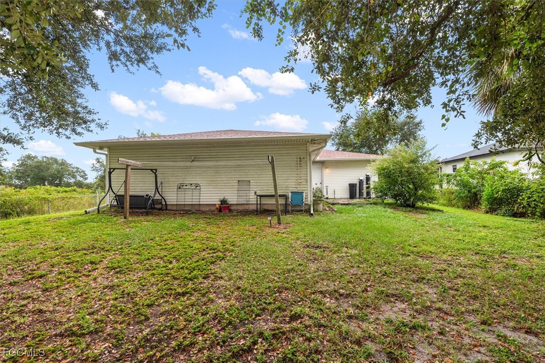 3 Bed SingleFamilyResidence for Sale in Lehigh Acres, photo 17