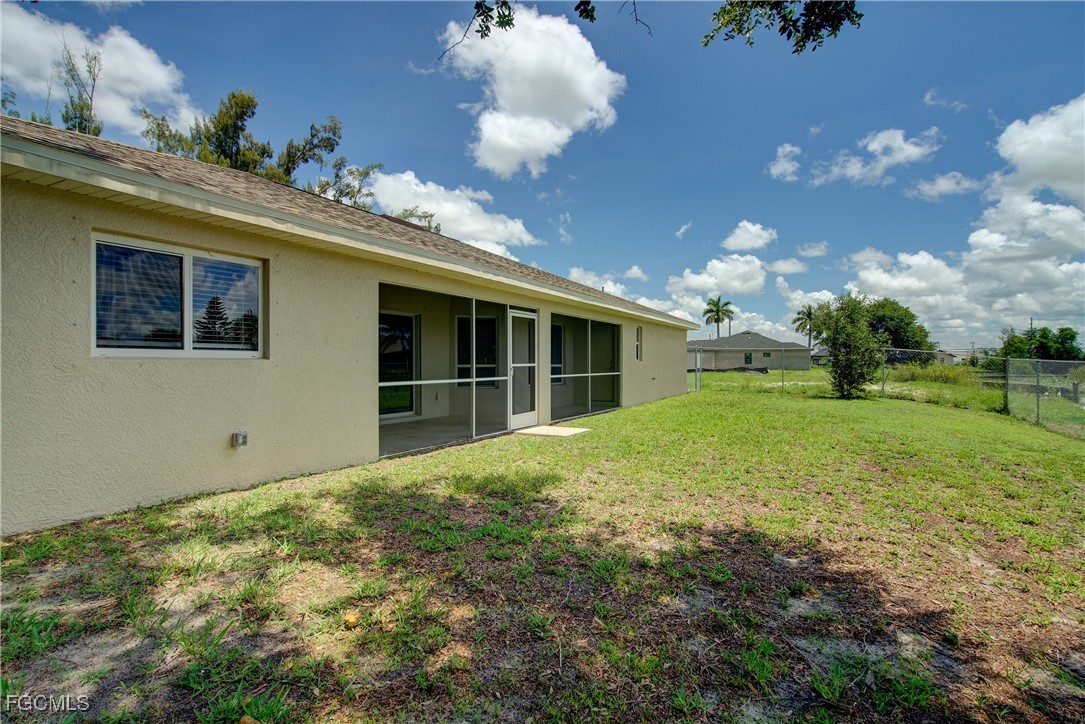 3 Bed Waterfront Home for Sale in Cape Coral, photo 17