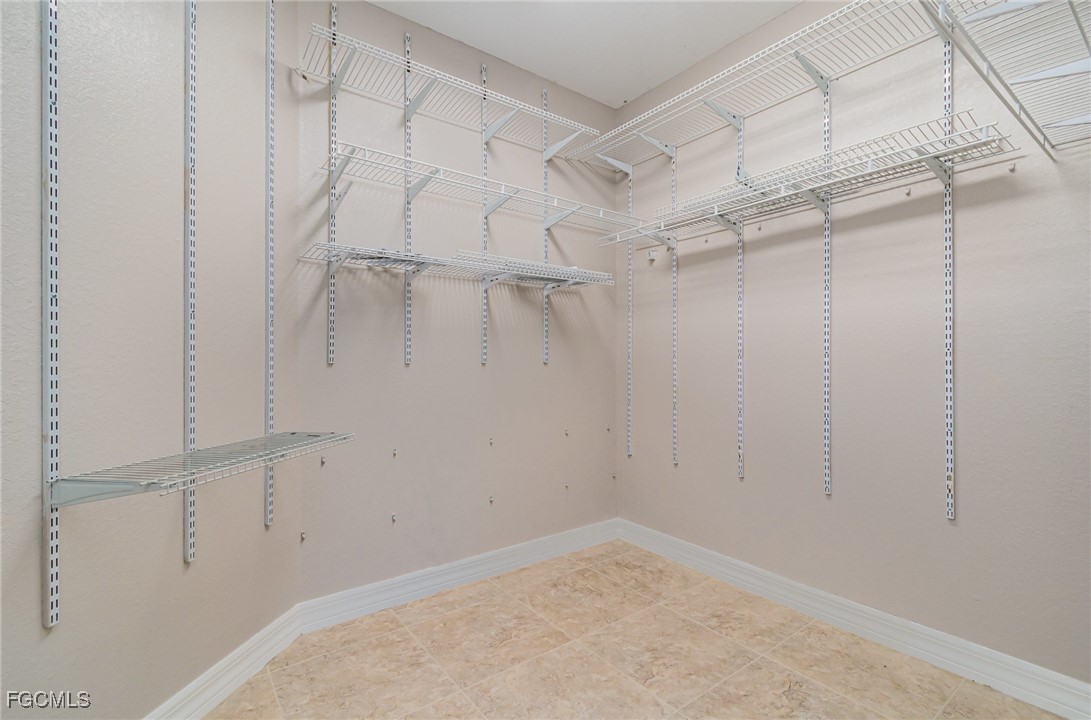 3 Bed Condominium for Sale in Jonathans Bay, photo 17