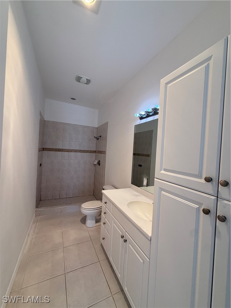 3 Bed Pool Home for Sale in Naples, photo 17
