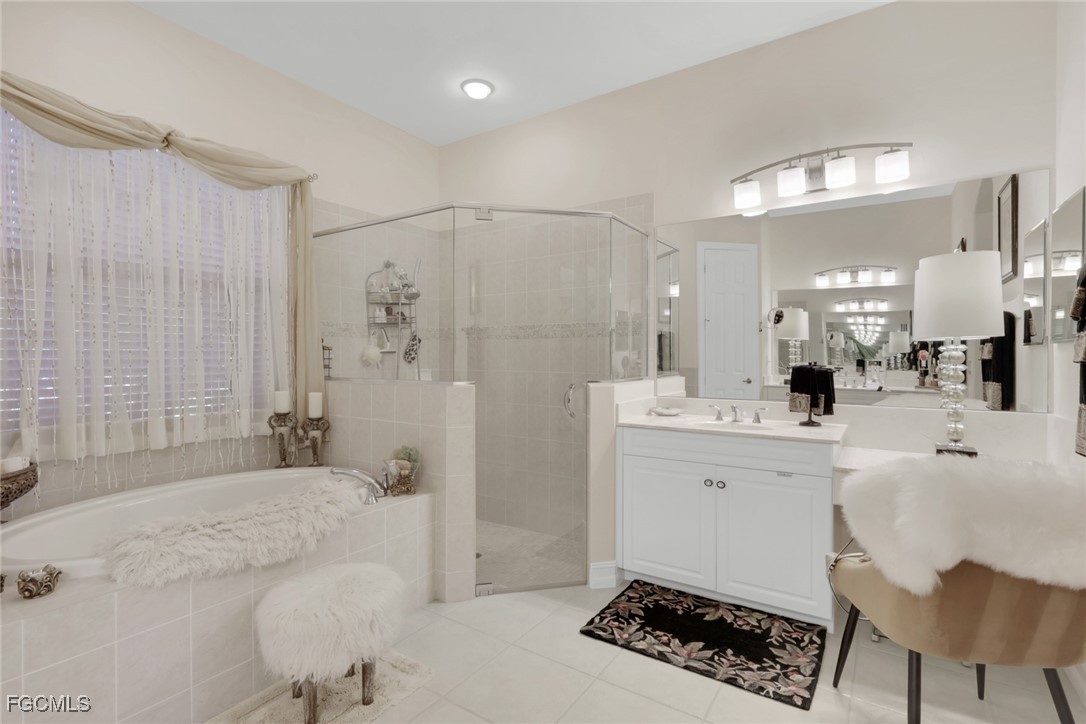4 Bed Pool Home for Sale in Hampton Park, photo 17