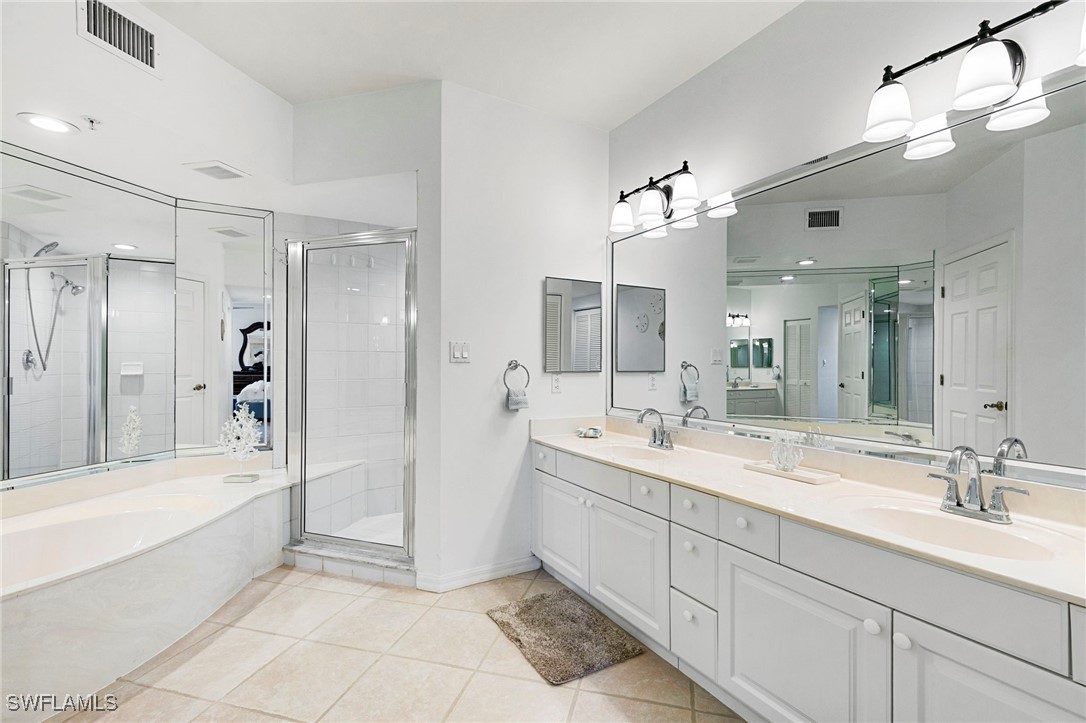 3 Bed Waterfront Home for Sale in Marco Island, photo 17