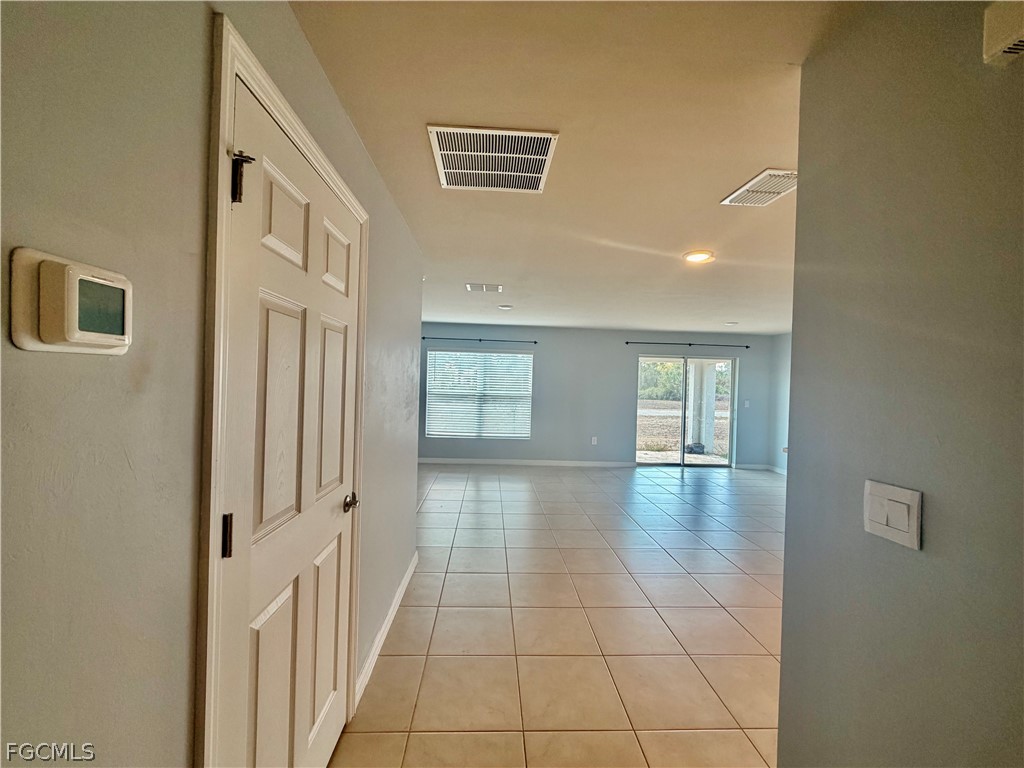 4 Bed SingleFamilyResidence for Sale in Labelle, photo 17