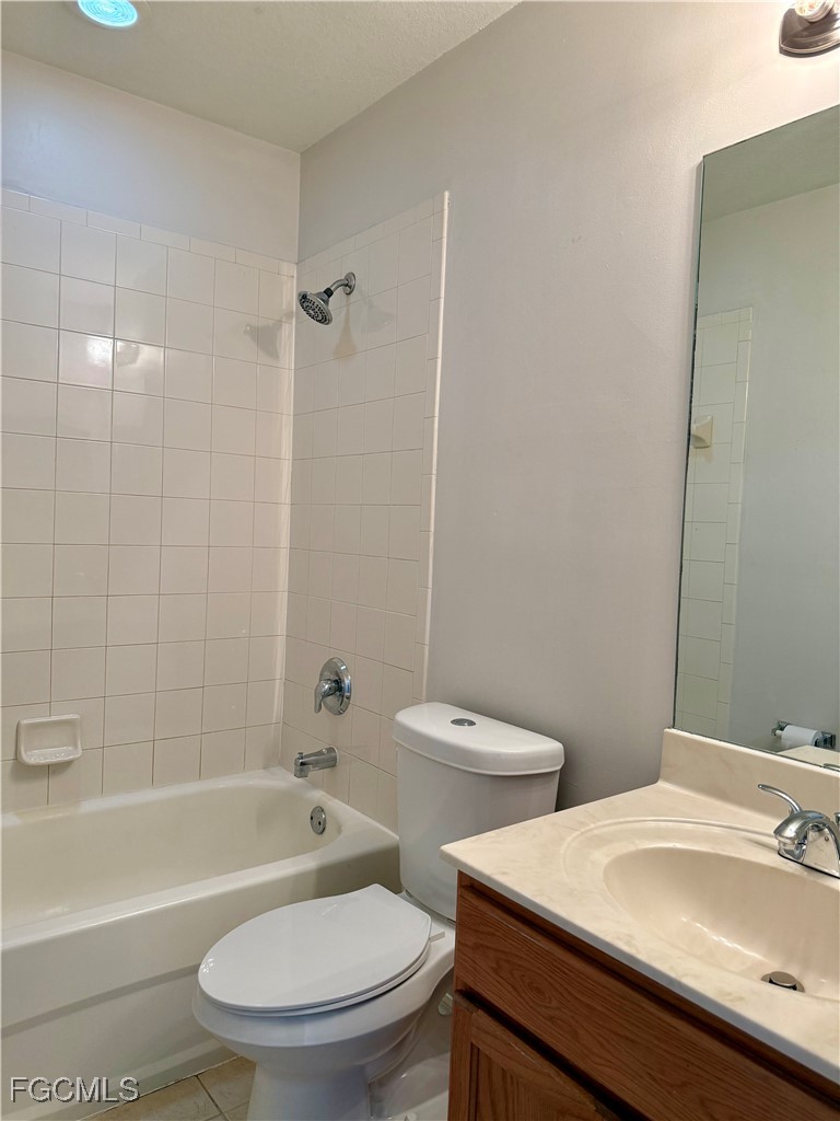 3 Bed Townhouse for Sale in Colonnade At Forum, photo 17