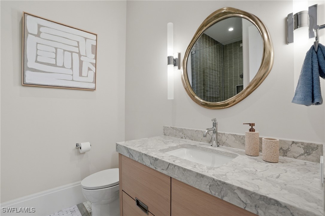 5 Bed Pool Home for Sale in Park Shore, photo 17