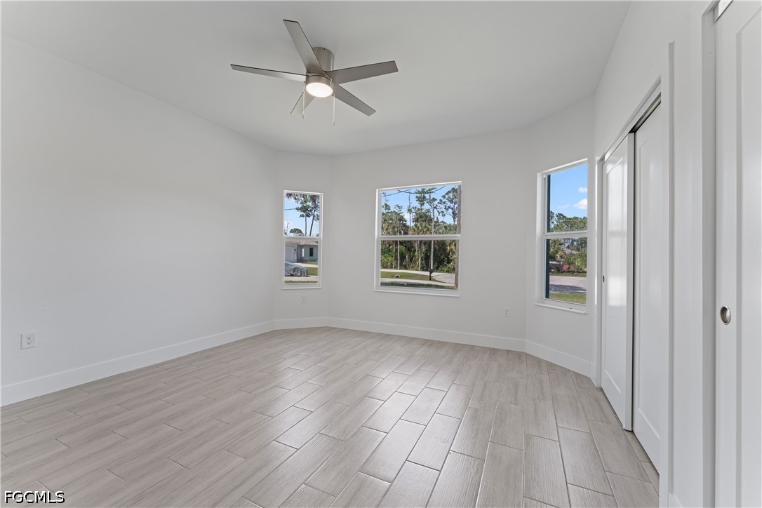 3 Bed SingleFamilyResidence for Sale in Lehigh Acres, photo 17