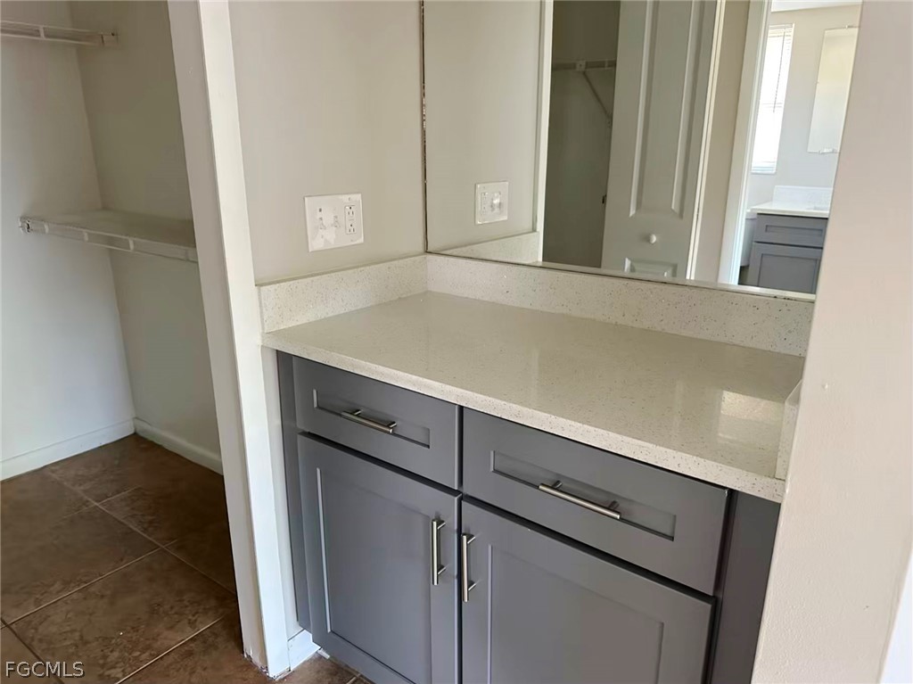 3 Bed SingleFamilyResidence for Sale in Cape Coral, photo 17