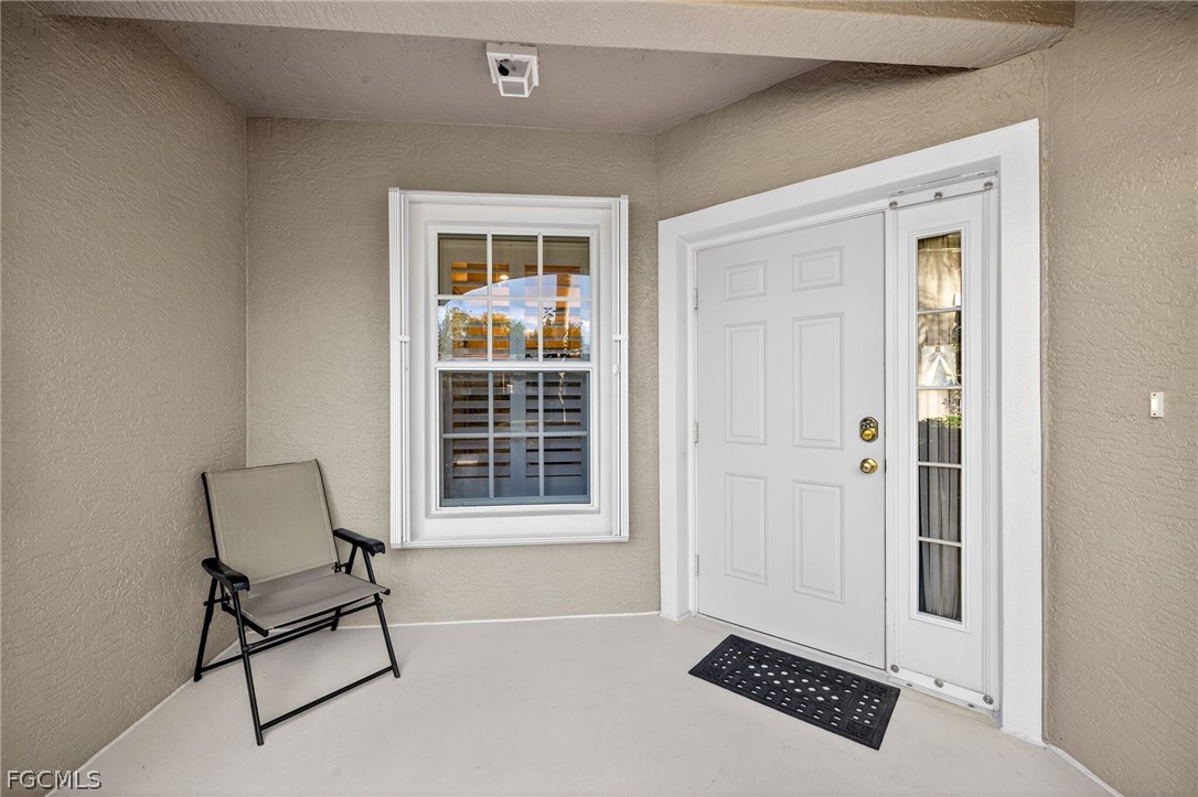 2 Bed Waterfront Home for Sale in Garden Lakes, photo 17