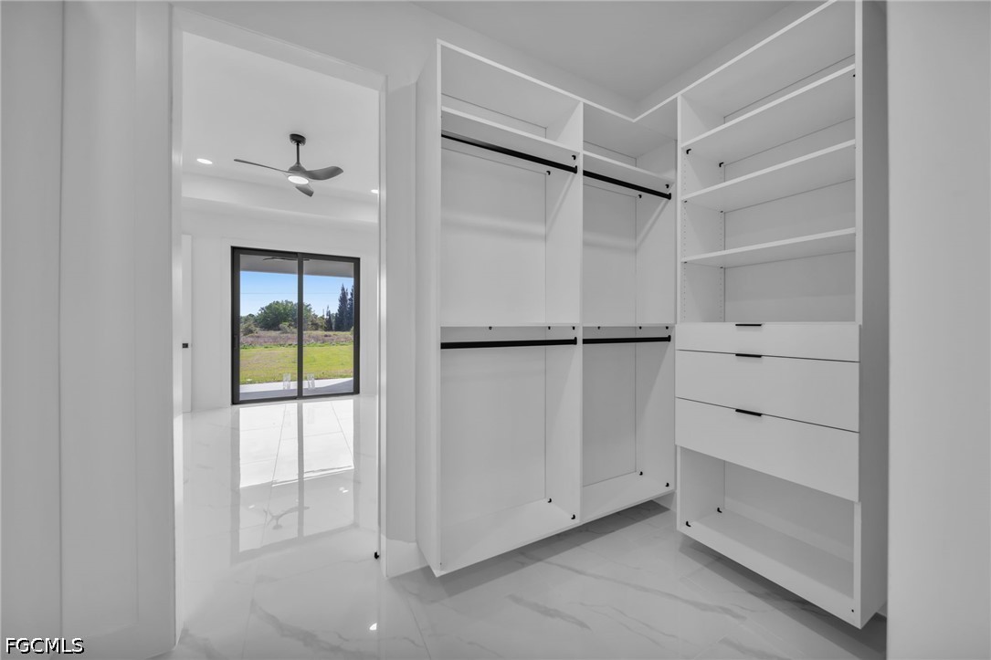 3 Bed SingleFamilyResidence for Sale in Lehigh Acres, photo 17