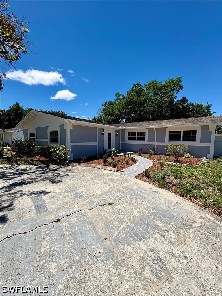 4 Bed SingleFamilyResidence for Sale in Naples, photo 17
