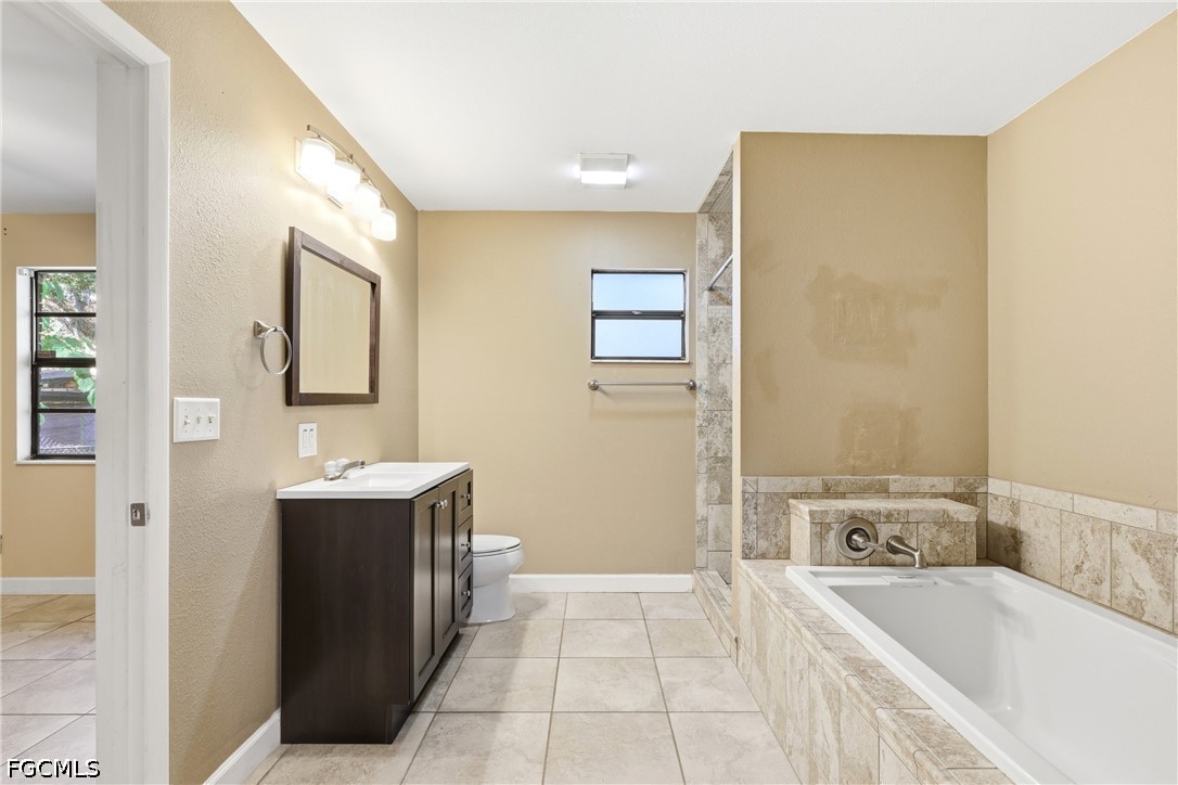 3 Bed SingleFamilyResidence for Sale in Labelle, photo 17