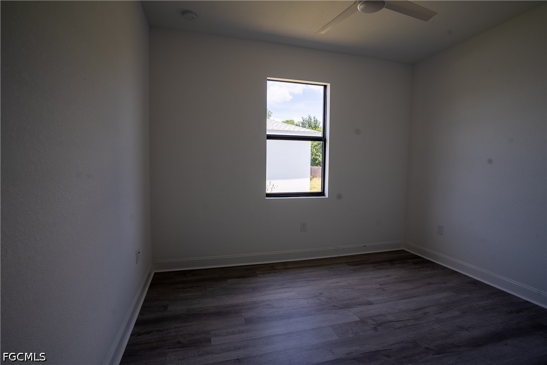 3 Bed SingleFamilyResidence for Sale in Port Charlotte, photo 17