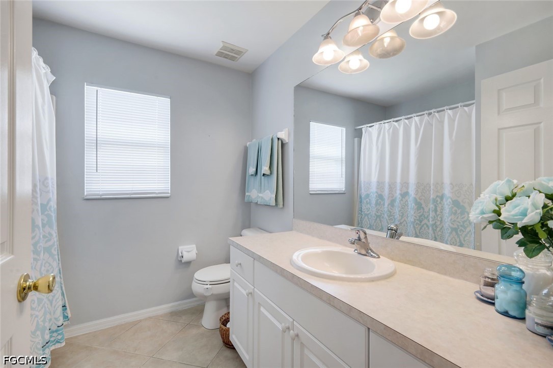 3 Bed Pool Home for Sale in Cape Coral, photo 17