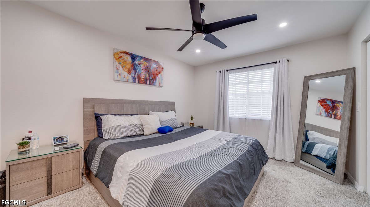 2 Bed Waterfront Home for Sale in Fort Myers, photo 17