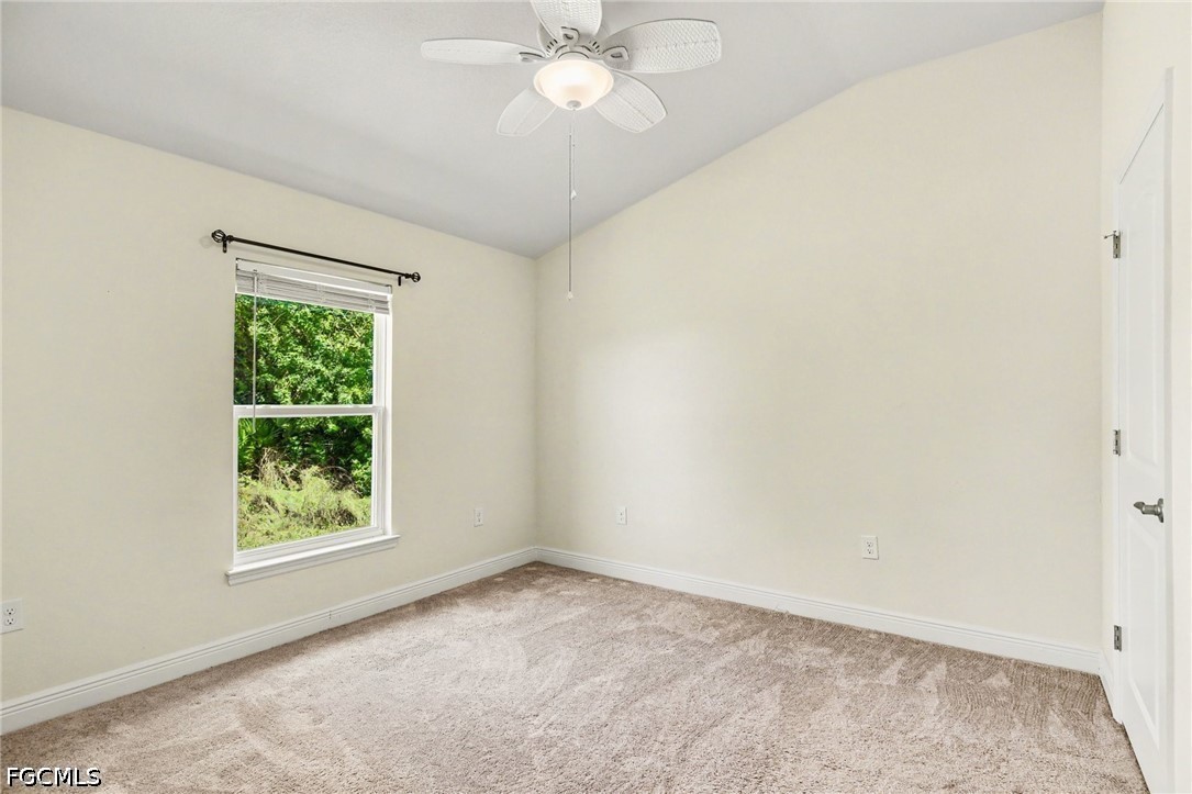 3 Bed SingleFamilyResidence for Sale in Cape Coral, photo 17