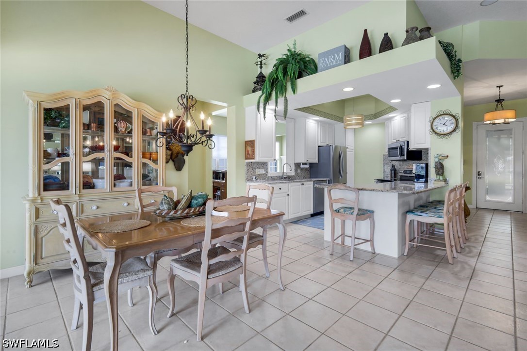 4 Bed Pool Home for Sale in Island Walk, photo 17