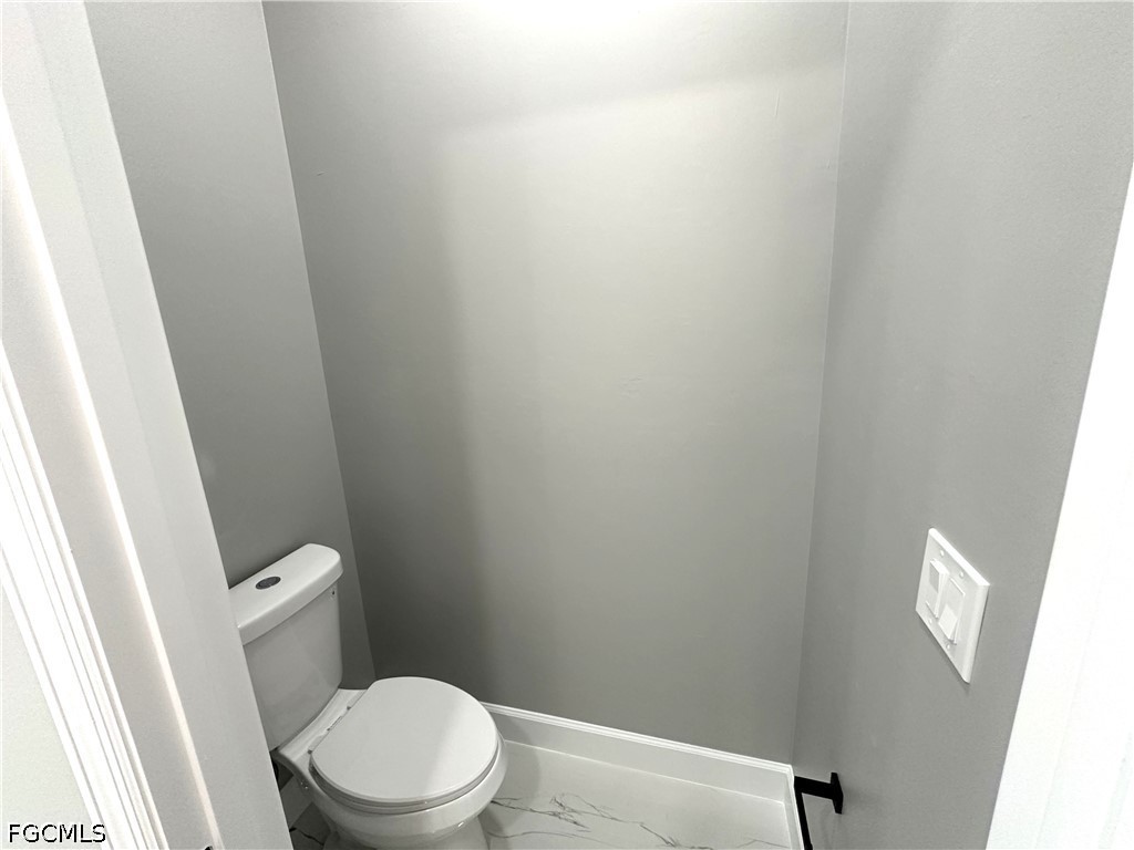 3 Bed SingleFamilyResidence for Sale in Lehigh Acres, photo 17