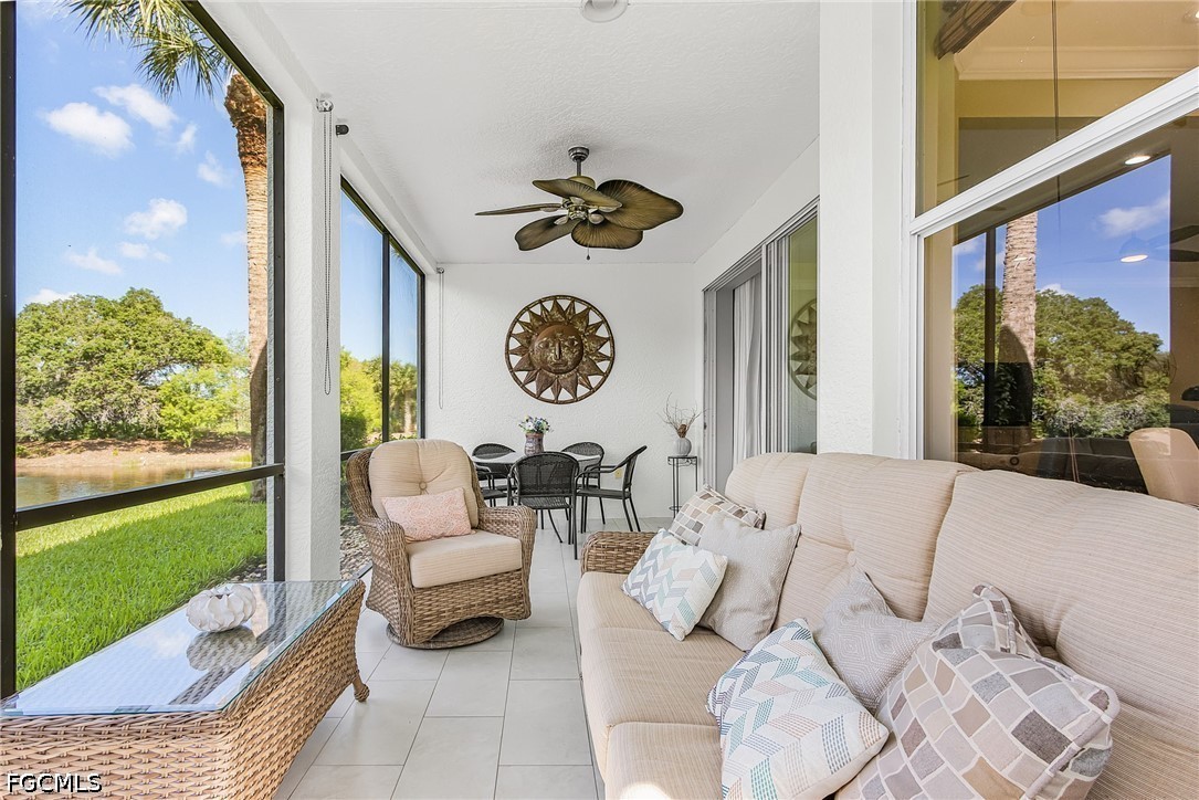 2 Bed Waterfront Home for Sale in Toscana, photo 17