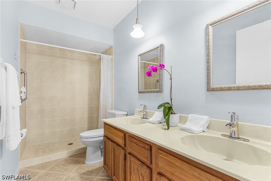 2 Bed Condominium for Sale in Augusta Woods, photo 17