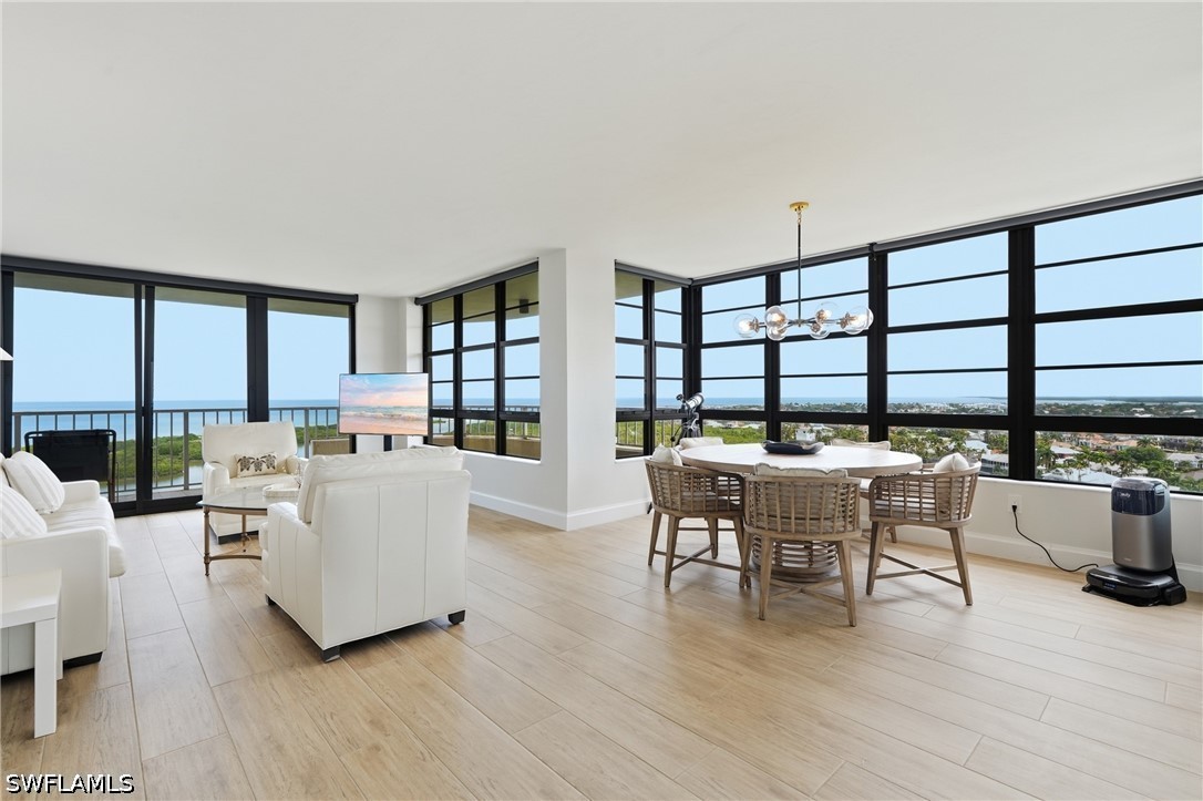2 Bed Waterfront Home for Sale in Marco Island, photo 17