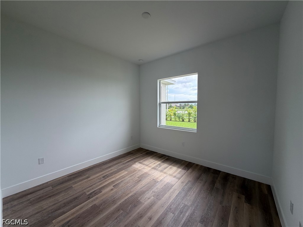 4 Bed SingleFamilyResidence for Sale in Cape Coral, photo 17