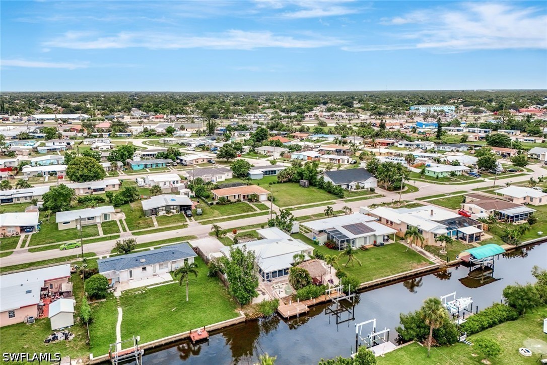 3 Bed Waterfront Home for Sale in Port Charlotte, photo 17