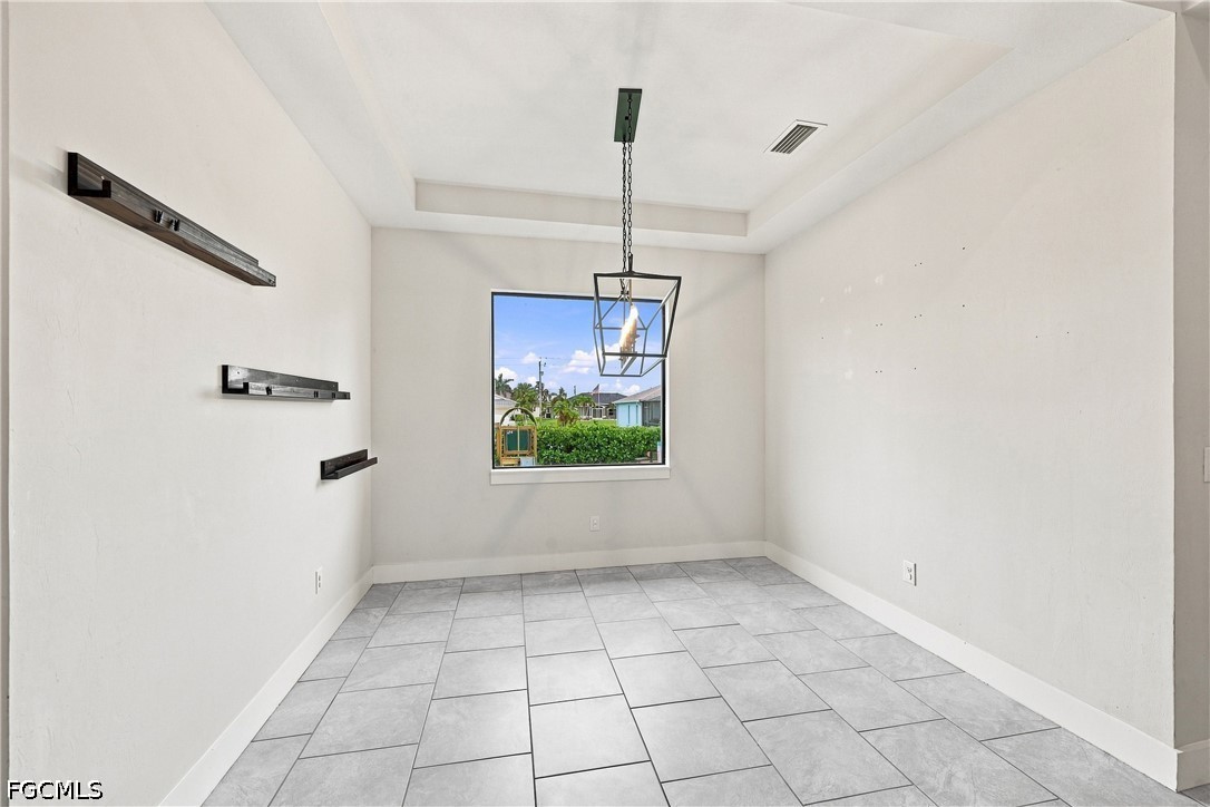 3 Bed SingleFamilyResidence for Sale in Cape Coral, photo 17