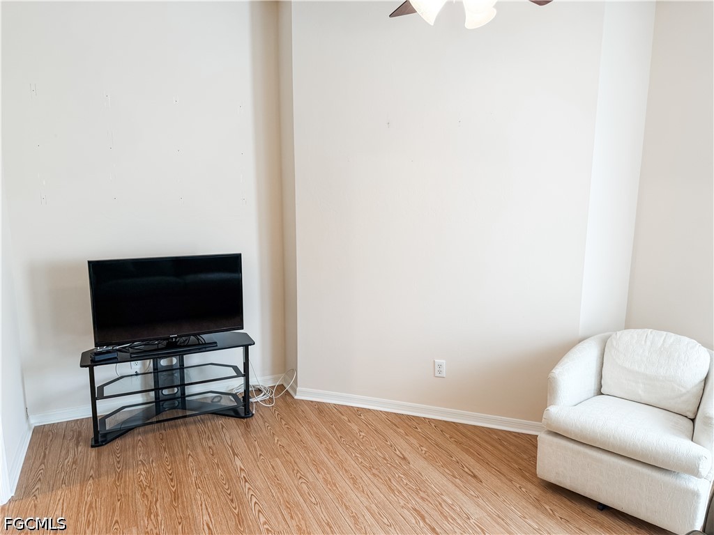2 Bed SingleFamilyResidence for Sale in Estero, photo 17