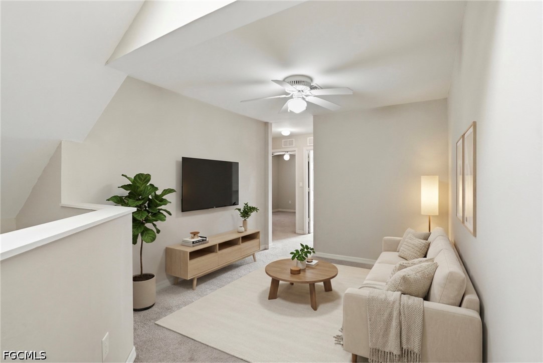 3 Bed Attached for Sale in Naples, photo 17