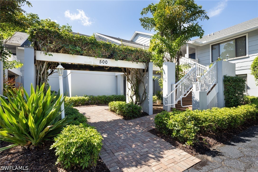 2 Bed Condominium for Sale in Naples, photo 17