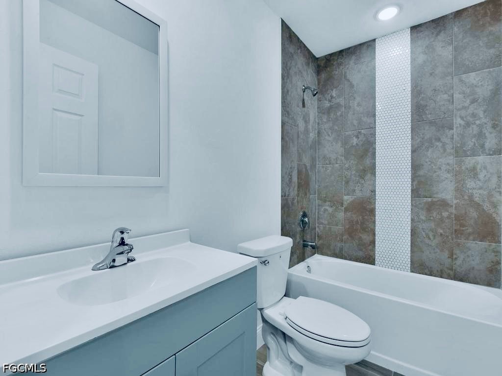 3 Bed Duplex for Sale in Lehigh Acres, photo 17