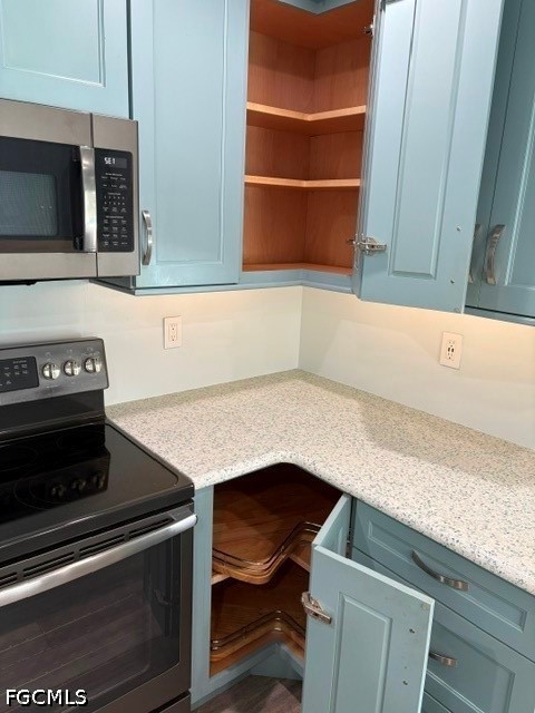3 Bed Pool Home for Sale in Cape Coral, photo 17