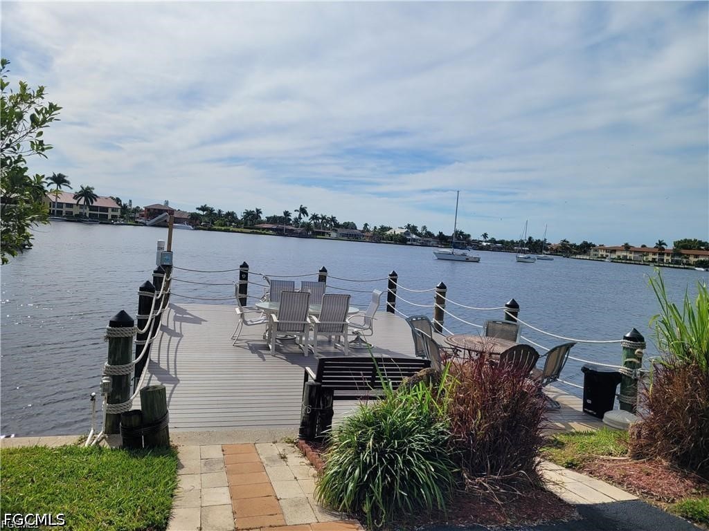 2 Bed Pool Home for Sale in Cape Coral, photo 17