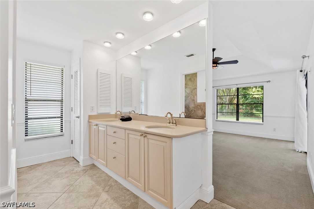 3 Bed Pool Home for Sale in Kings Lake, photo 17