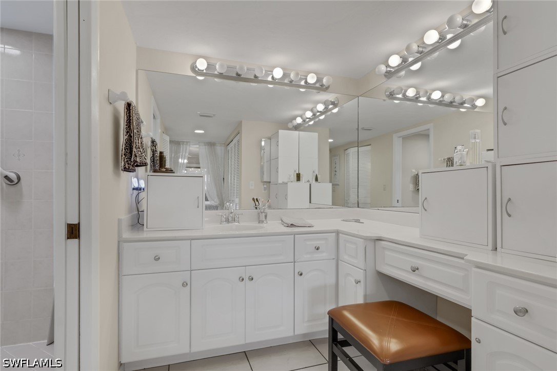 2 Bed Condominium for Sale in Augusta Village, photo 17