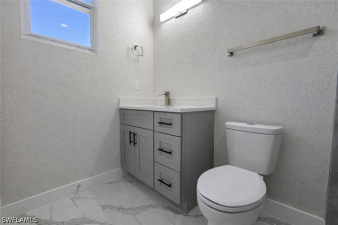 6 Bed Duplex for Sale in Lehigh Acres, photo 17