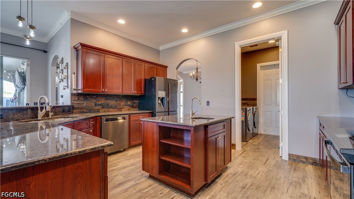 3 Bed Pool Home for Sale in Cape Coral, photo 17