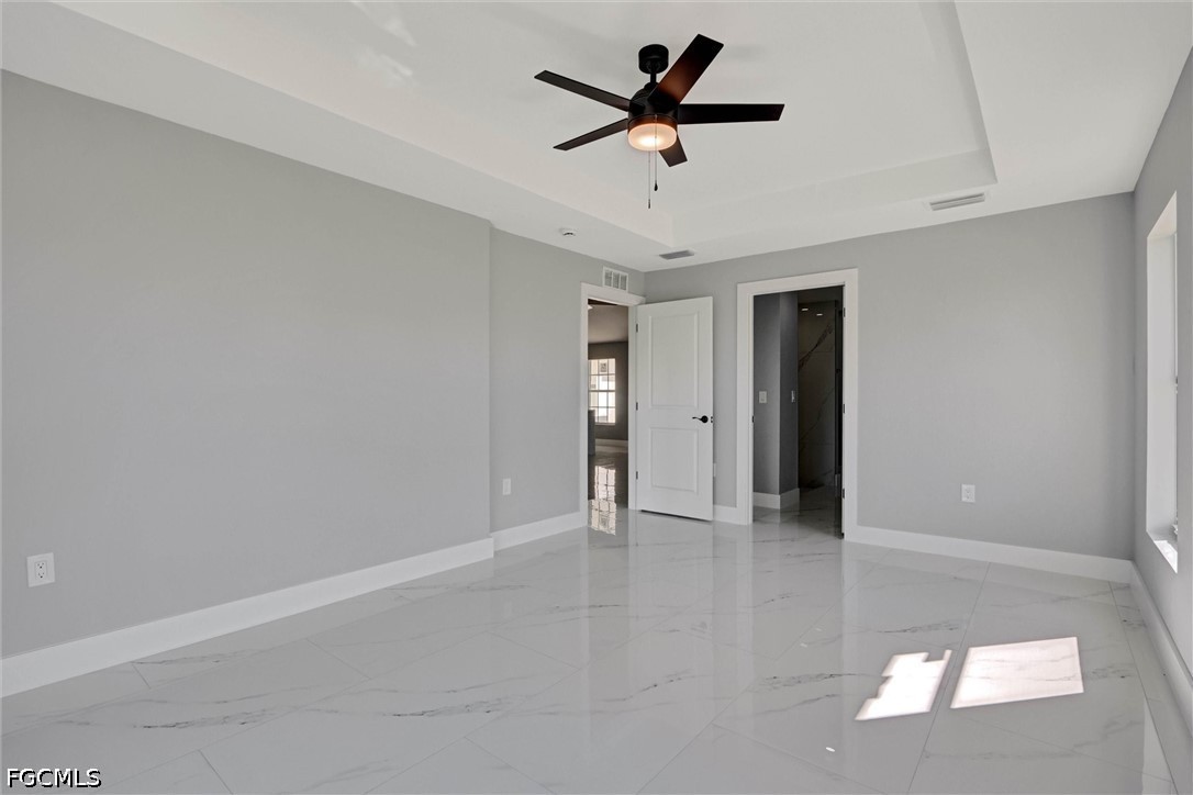 4 Bed Waterfront Home for Sale in Gator Circle, photo 17