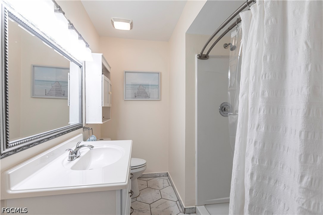 2 Bed Condominium for Sale in Hawaiian So, photo 17