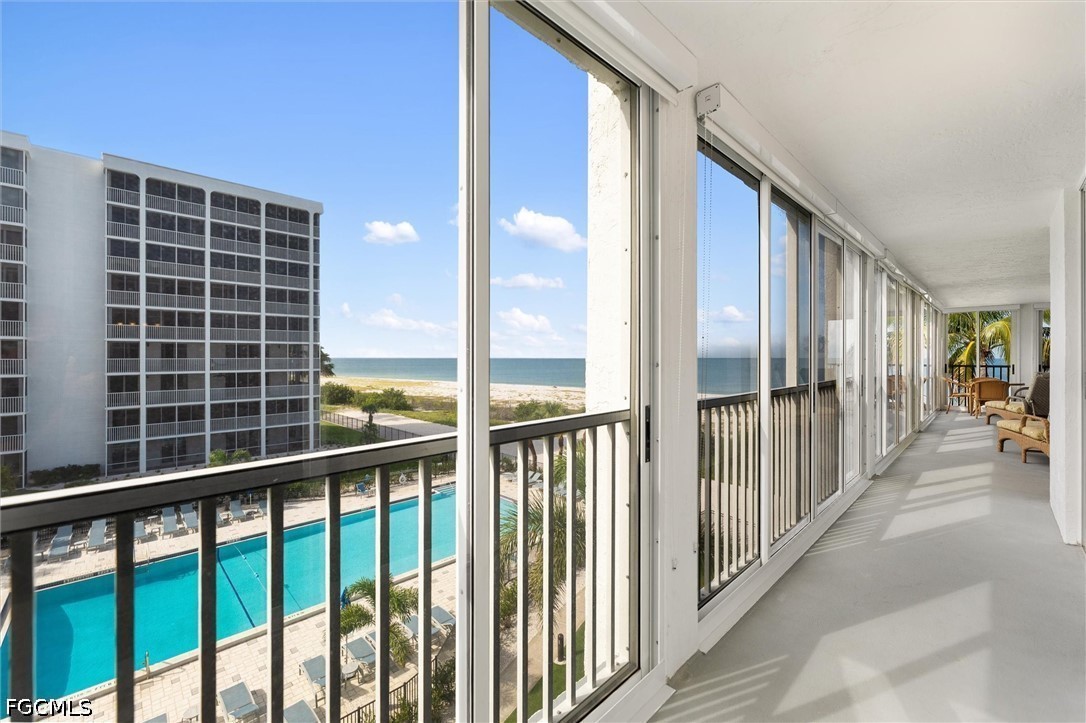 2 Bed Waterfront Home for Sale in Creciente Condo North, photo 17