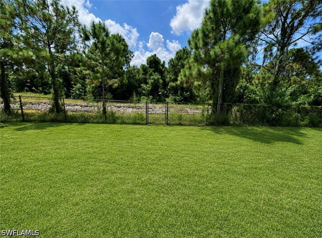 3 Bed Waterfront Home for Sale in Lehigh Acres, photo 17