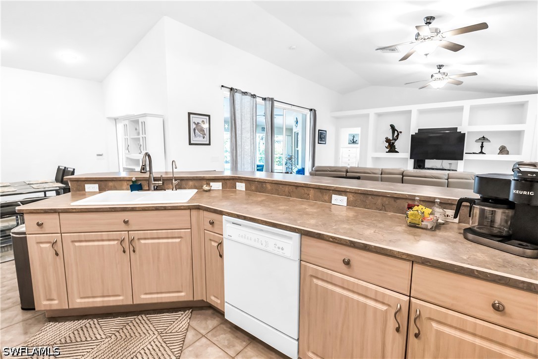 4 Bed Pool Home for Sale in Cape Coral, photo 17