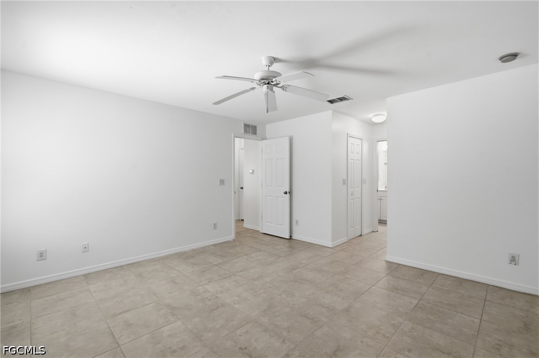 3 Bed SingleFamilyResidence for Sale in Cape Coral, photo 17