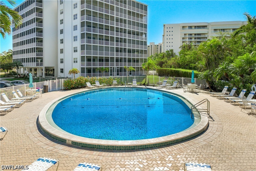 Condominium for Sale in Vanderbilt Towers, photo 17